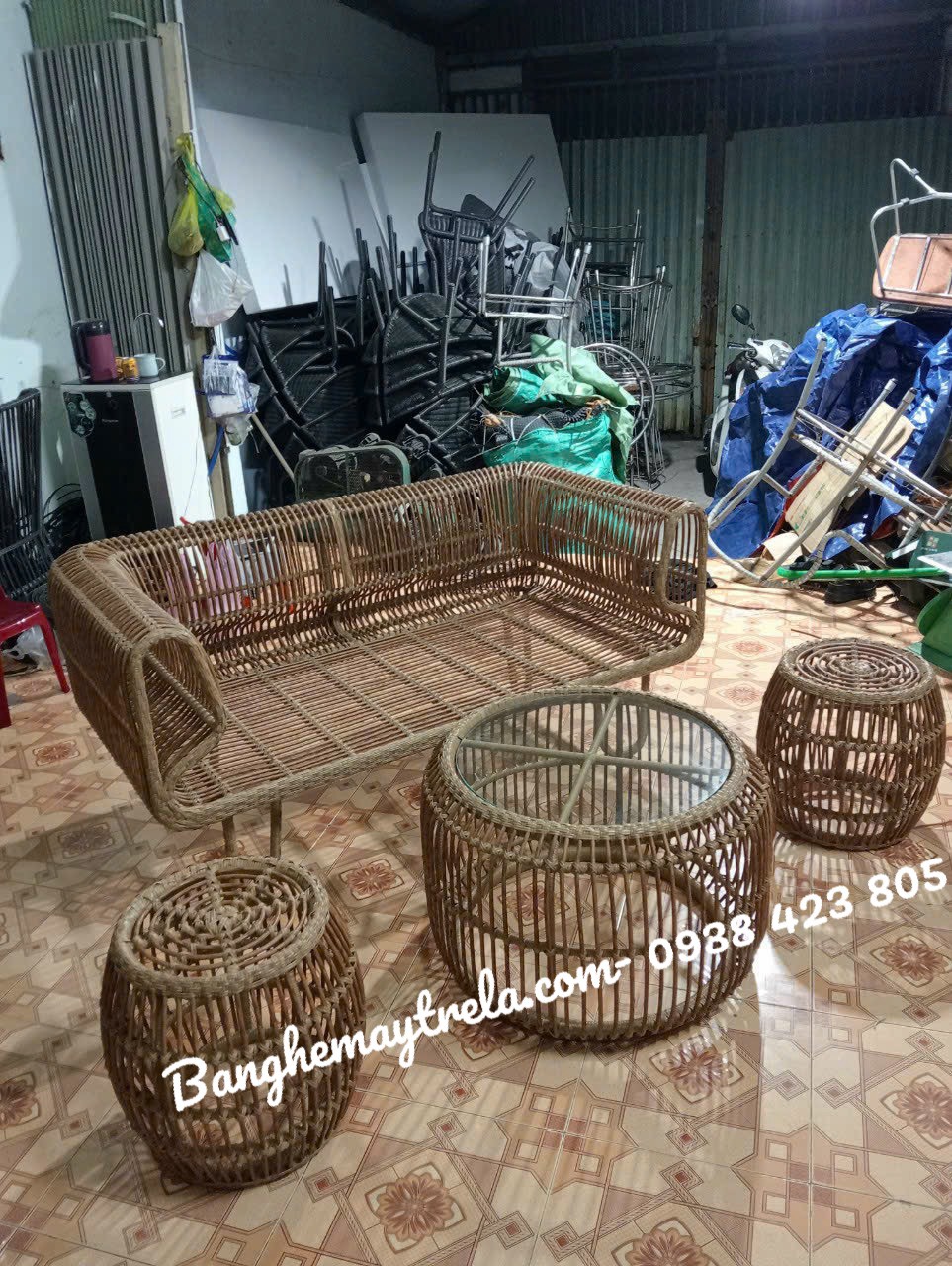 Bàn ghế sofa tổ yến mây nhựa phòng khách
